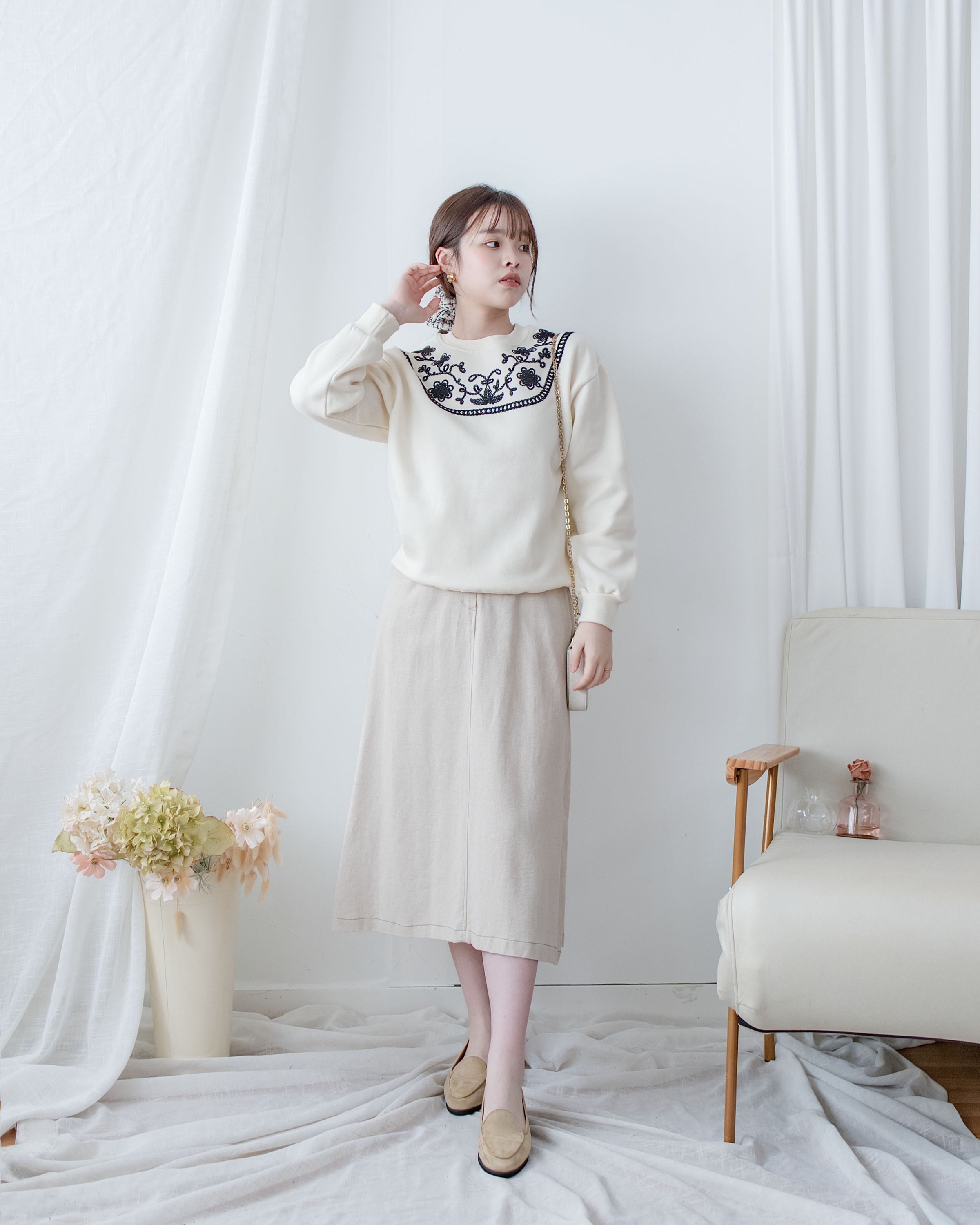 Ethic Embroidered  Pullover 輕復古民族刺繡彈性衛衣/ TP9210