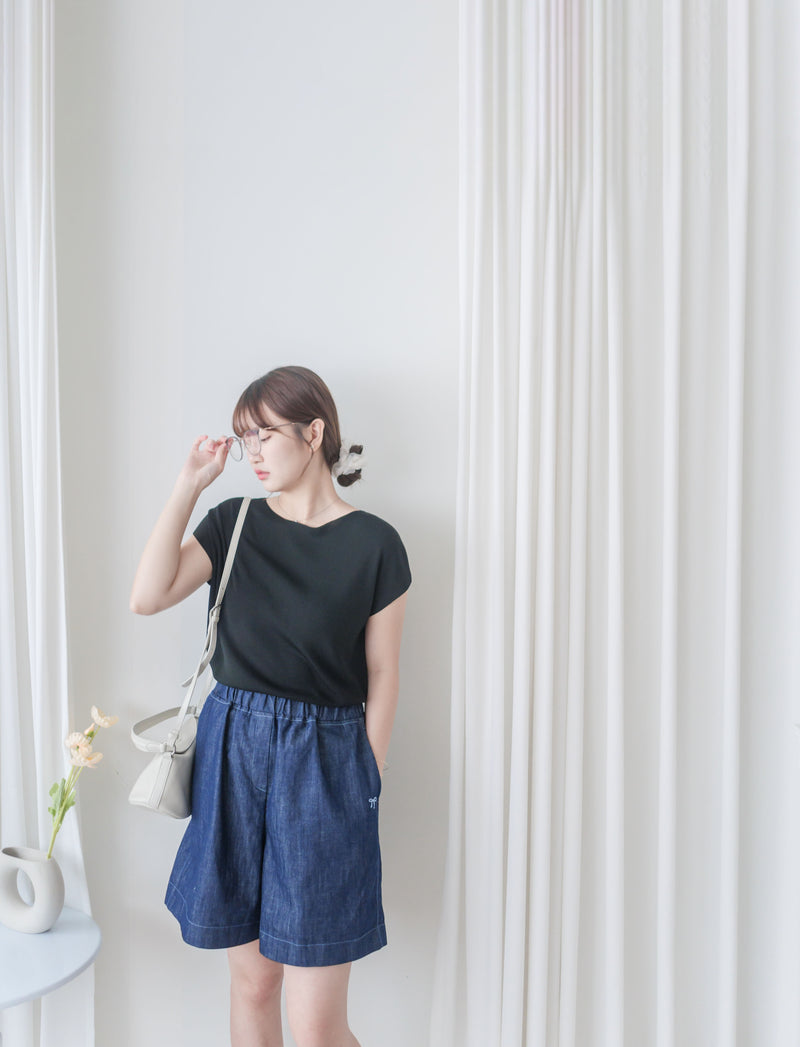 Boat Collar 冰絲無肩線彈性船領上衣 Top/ TP9150 (White / Mint sold out)