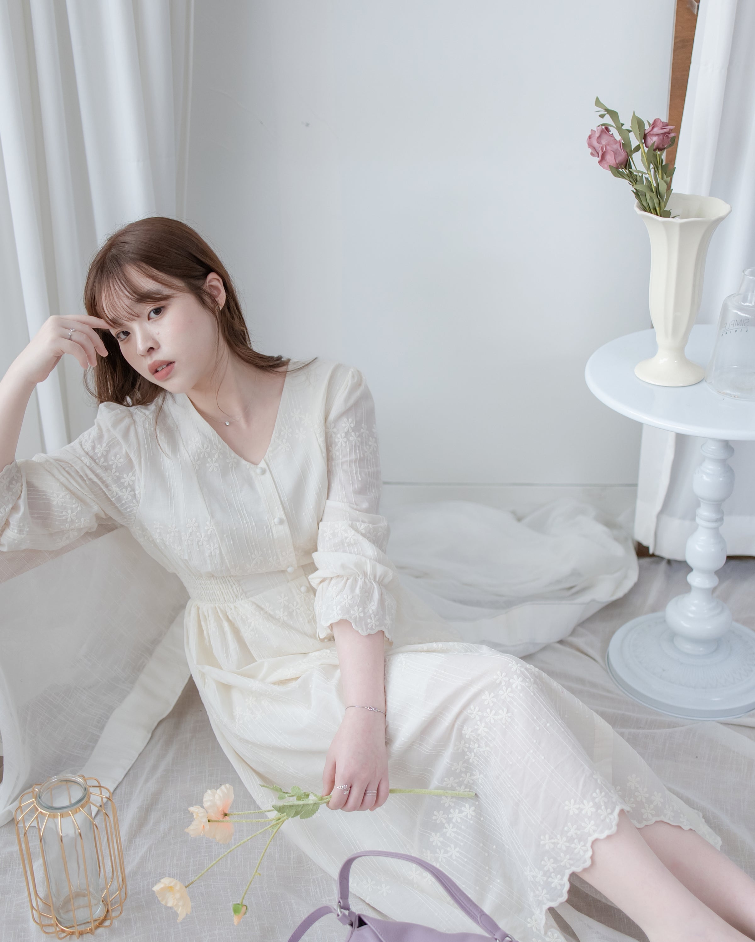 【現貨限量回歸 】Starry Embroidery Dress 流星刺繡花邊後橡筋修腰連身裙/ DS1094