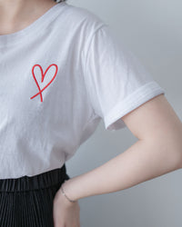 French Embroidery Tee 法式質感筆觸心形刺繡T恤/ TP9215