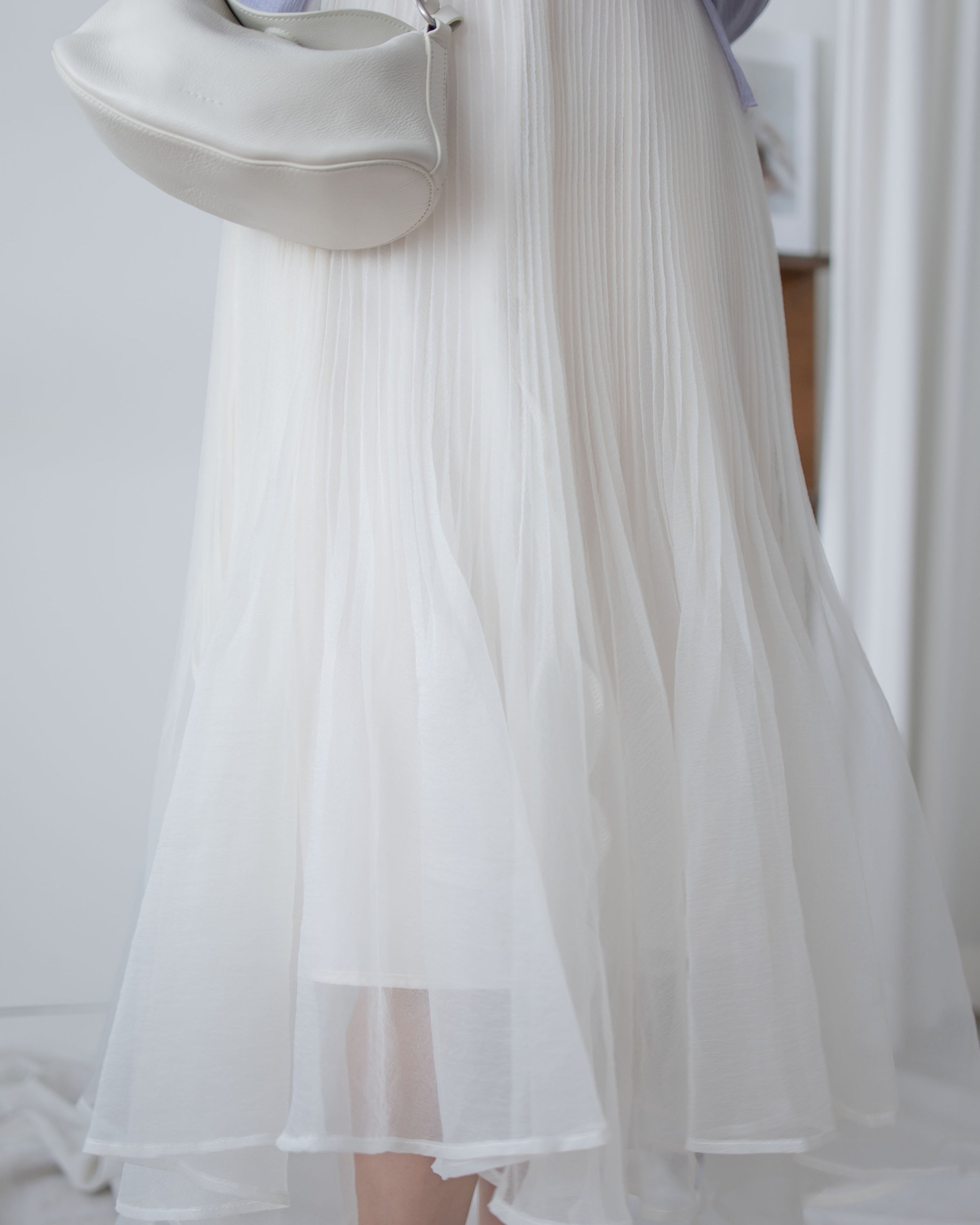 Asymmetric Veil Skirt 彈性腰身不規則層次紗裙/ SK8935