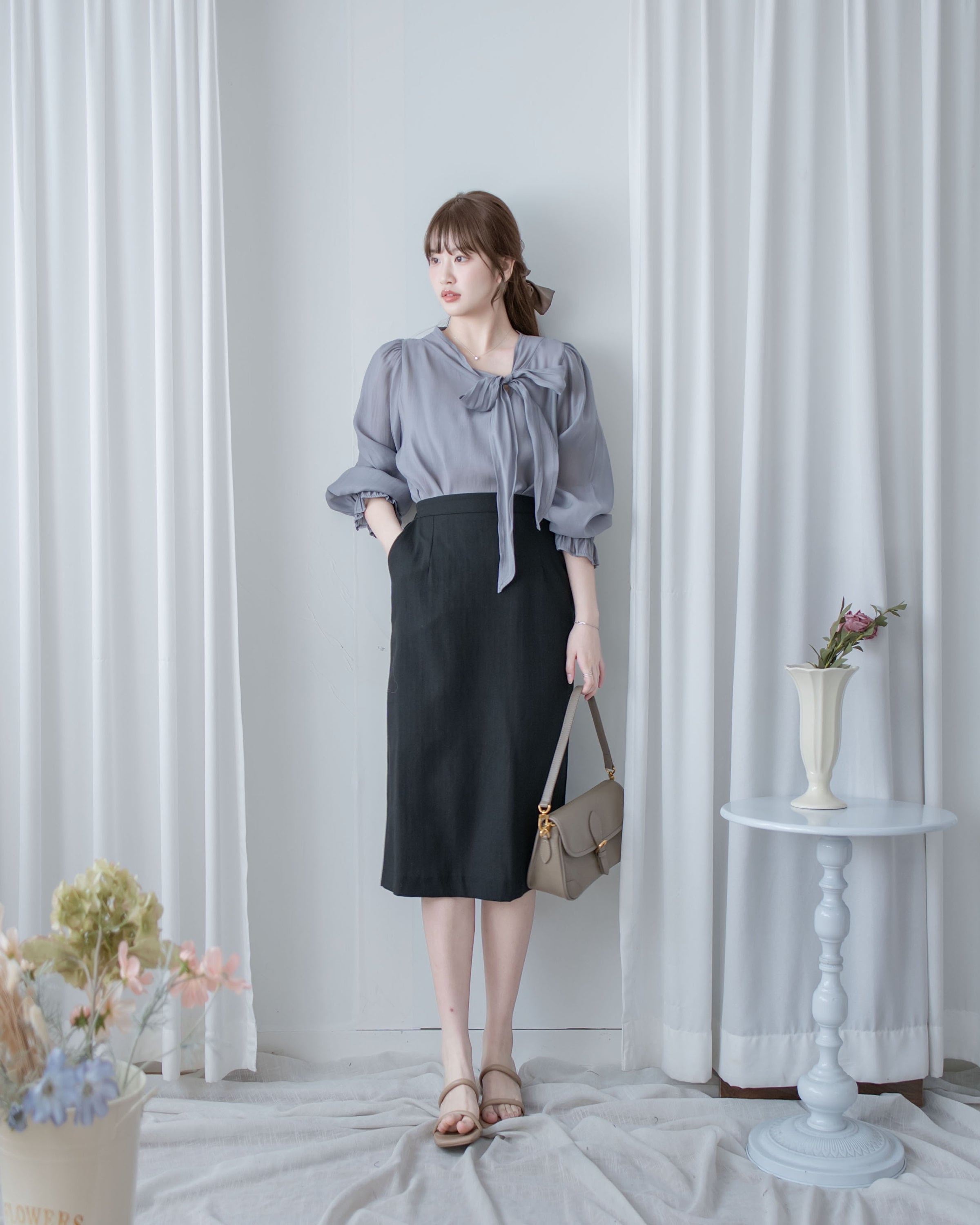 Striped H-Line Skirt 低調條紋後開叉顯瘦H型半裙 / SK8934