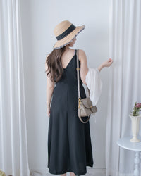 Dora Dress 前後細節領口修腰吊帶連身裙/ DS1091 (pre-order)