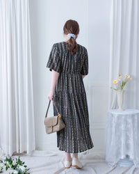 French Patterned Dress
 法式防皺直條紋印花連身裙/ DS1093