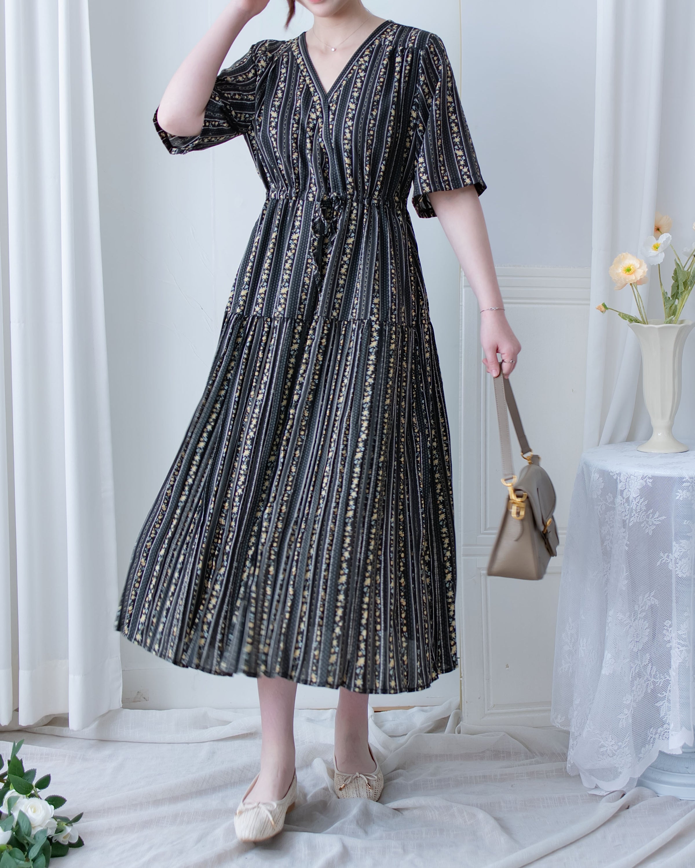 French Patterned Dress
 法式防皺直條紋印花連身裙/ DS1093
