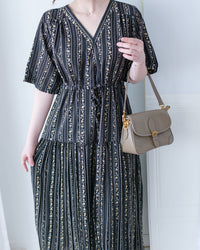 French Patterned Dress
 法式防皺直條紋印花連身裙/ DS1093