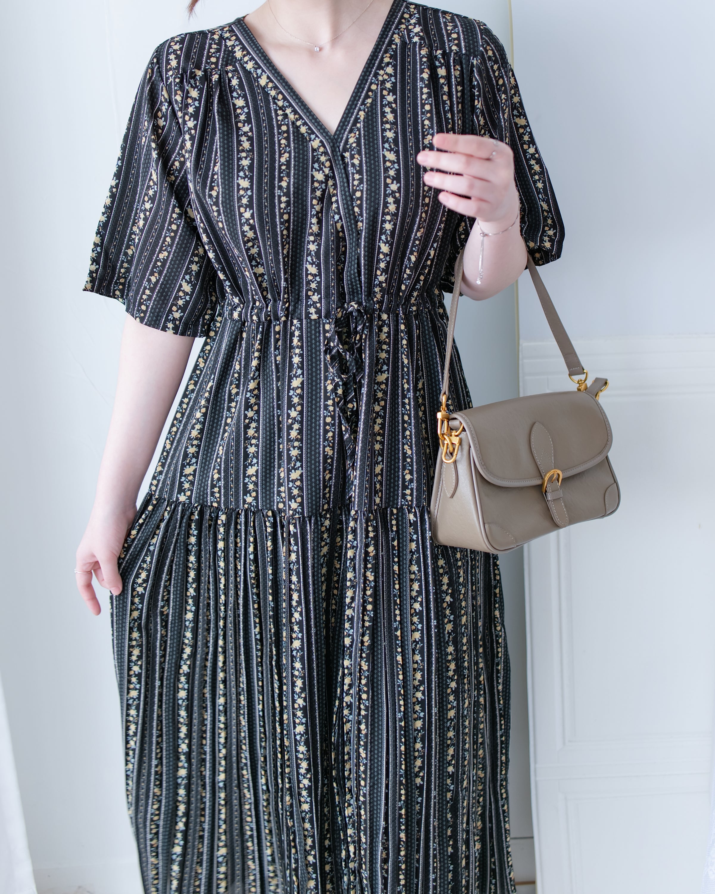 French Patterned Dress
 法式防皺直條紋印花連身裙/ DS1093