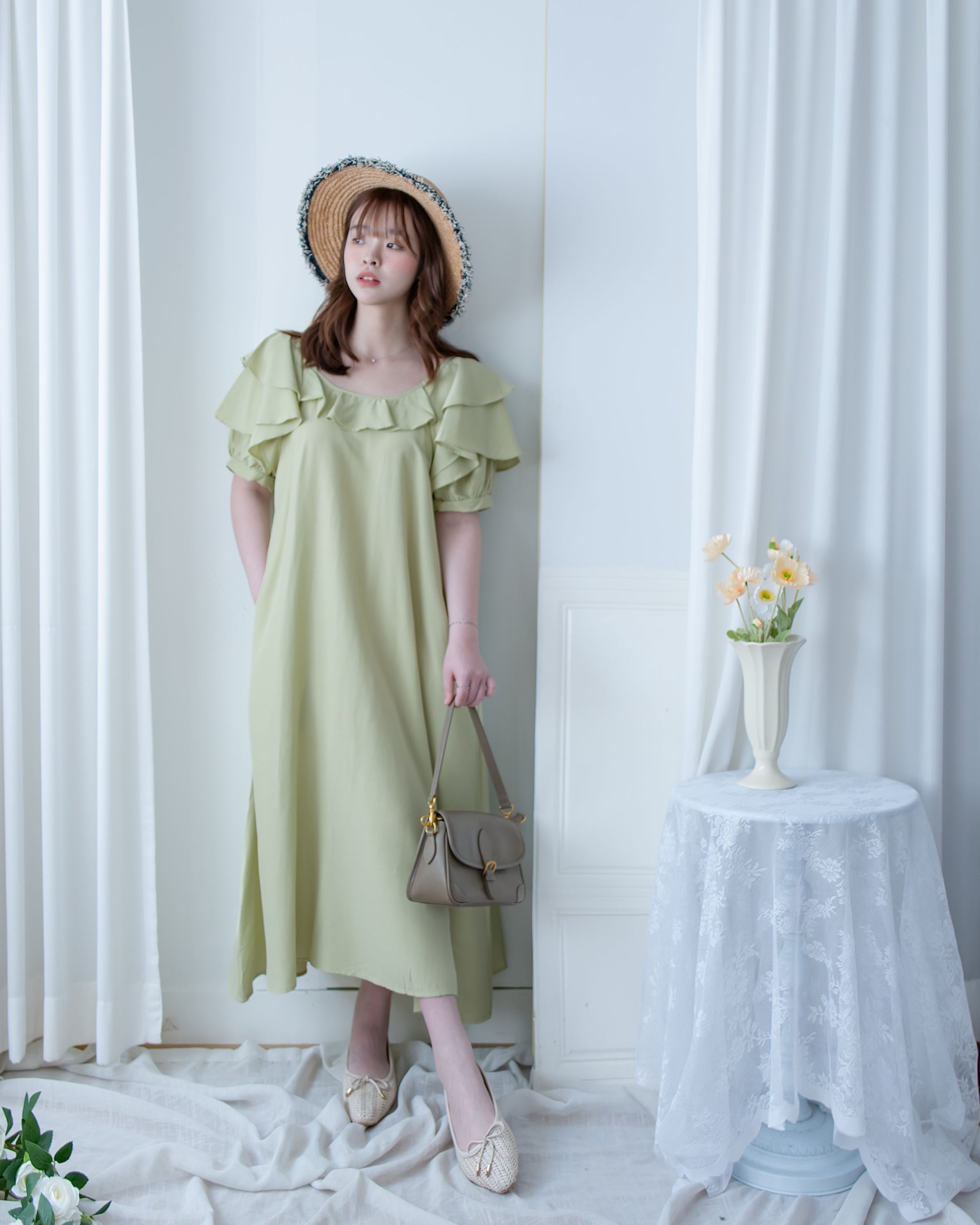 Ruffle Square Dress 荷葉方領隨性口袋修腰連衣裙/ DS1096