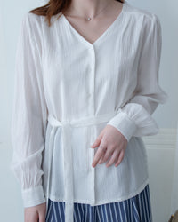 Cloud Touch Blouse 雲朵紋理輕薄v領襯衫/ BU9139