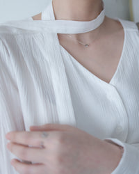 Cloud Touch Blouse 雲朵紋理輕薄v領襯衫/ BU9139