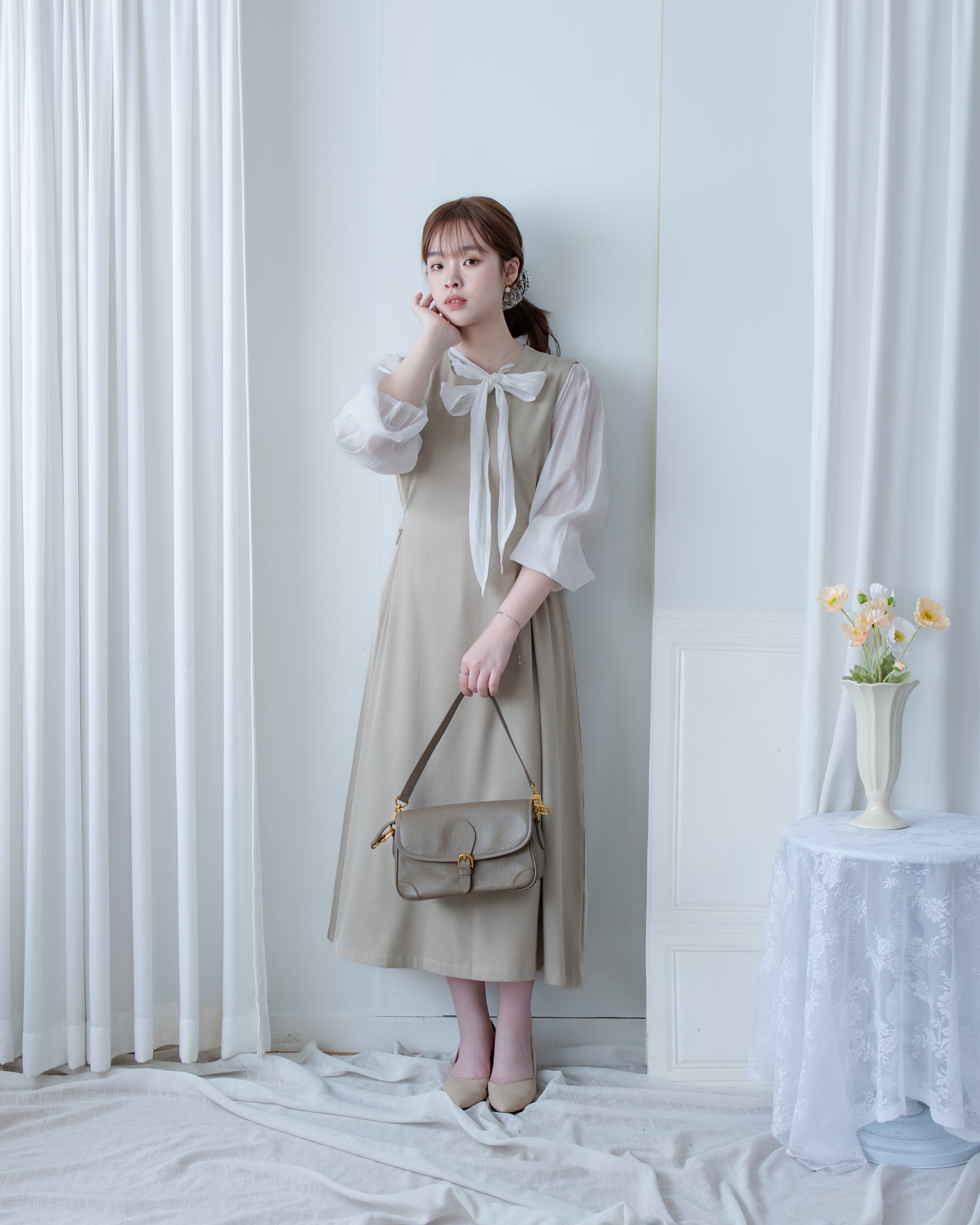 [intent label/intent製 ] Scarf Ribbon Blouse 微側蝴蝶結質感飄逸上衣/ BU9123