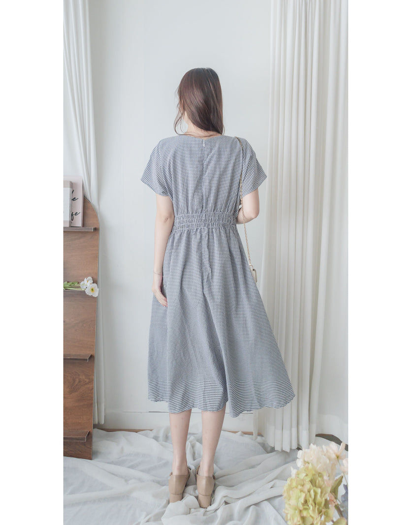Daily Audrey Dress 輕優雅低調小格子後橡筋連身裙 / DS9951 (Black Sold out)