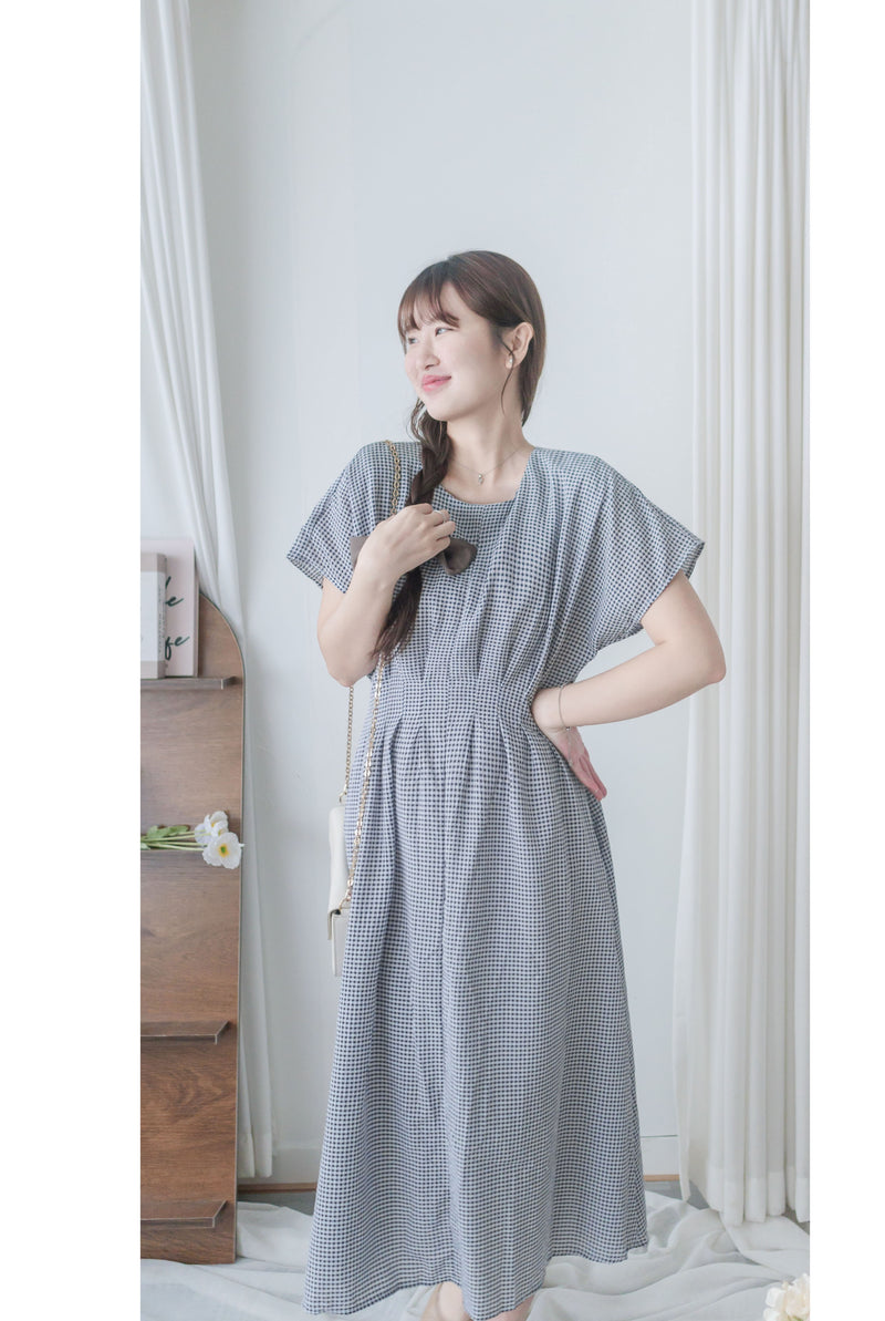 Daily Audrey Dress 輕優雅低調小格子後橡筋連身裙 / DS9951 (Black Sold out)