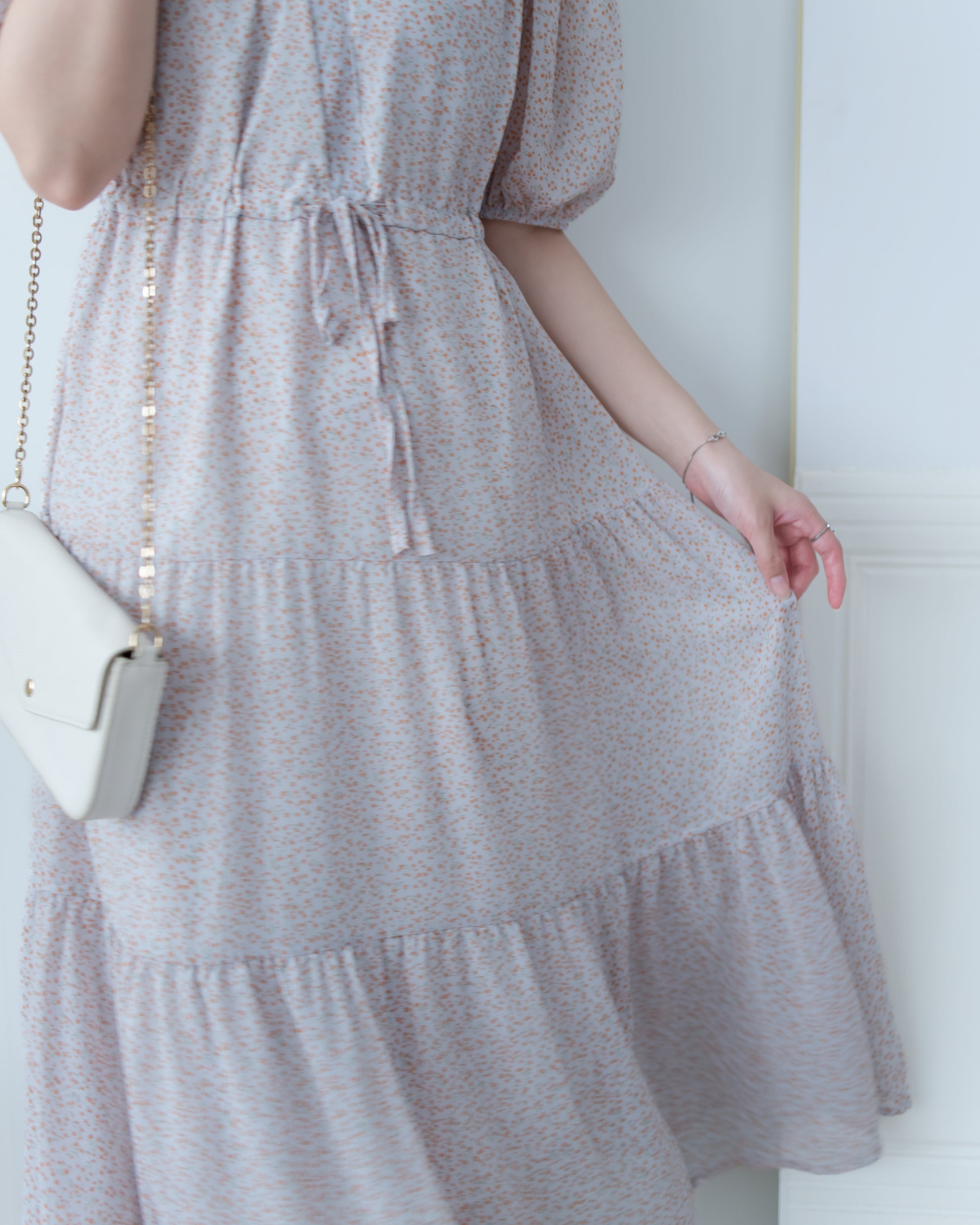 Glass Floral Dress 琉璃光感精緻小碎花連身裙/ DS1099