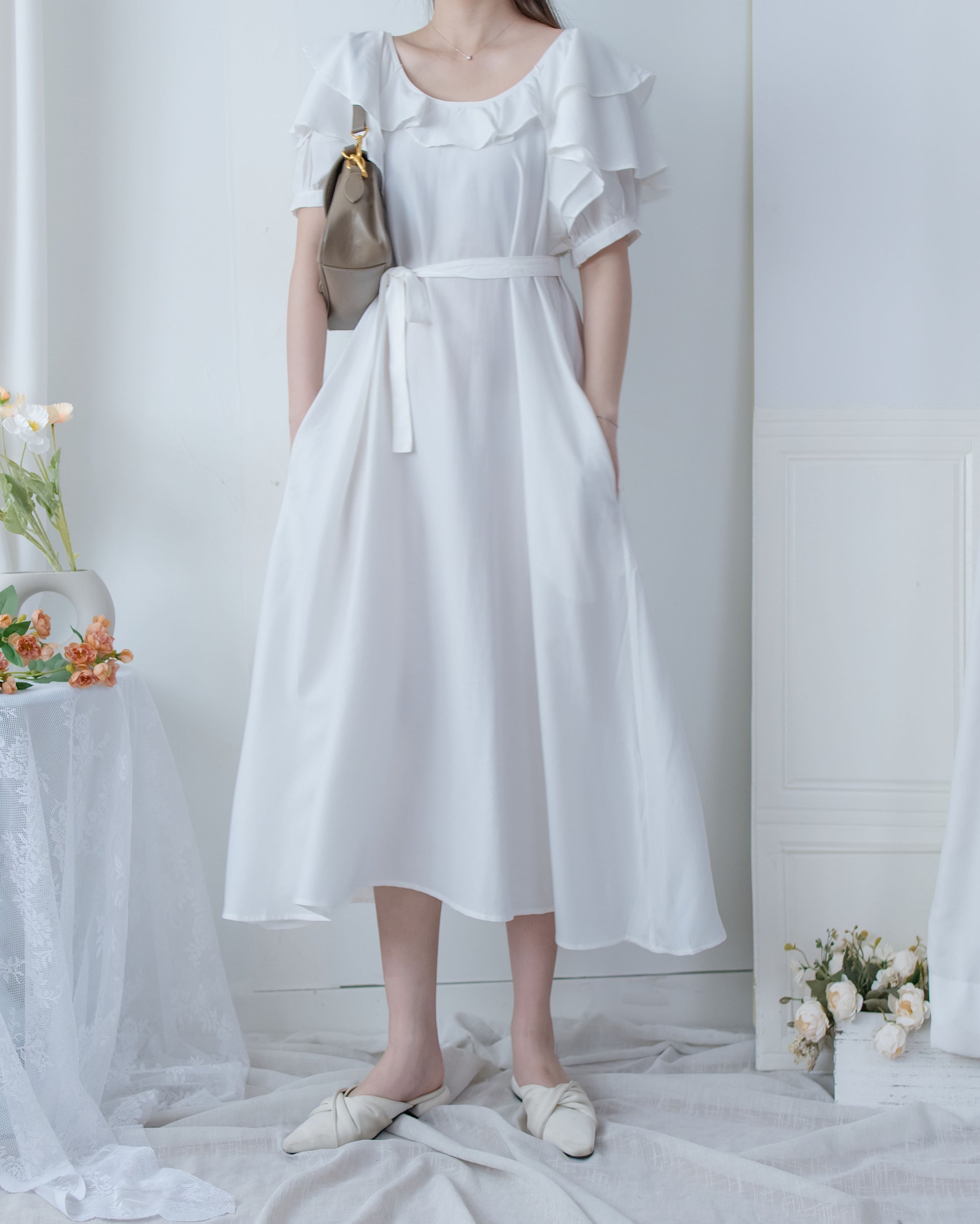 Ruffle Square Dress 荷葉方領隨性口袋修腰連衣裙/ DS1096