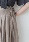 Ribbon Flowing Dress 微光澤輕盈飄逸絲帶裙/ SK8897 (black/white sold out)
