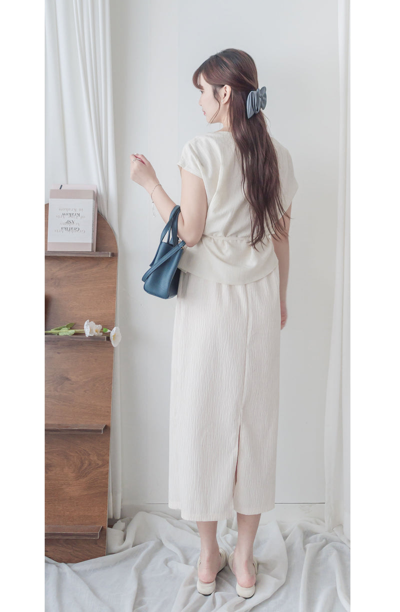 Beige Belt Blouse 高質感素色設計腰帶上衣 / TP9165