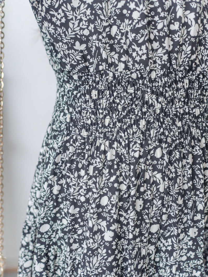 Shadow Floral Dress 黑白影子印花修腰連身裙/ DS9953