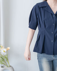 Pleated Waist Blouse 顯白深藍精緻鈕扣翻領修腰上衣/ BU9138