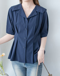 Pleated Waist Blouse 顯白深藍精緻鈕扣翻領修腰上衣/ BU9138
