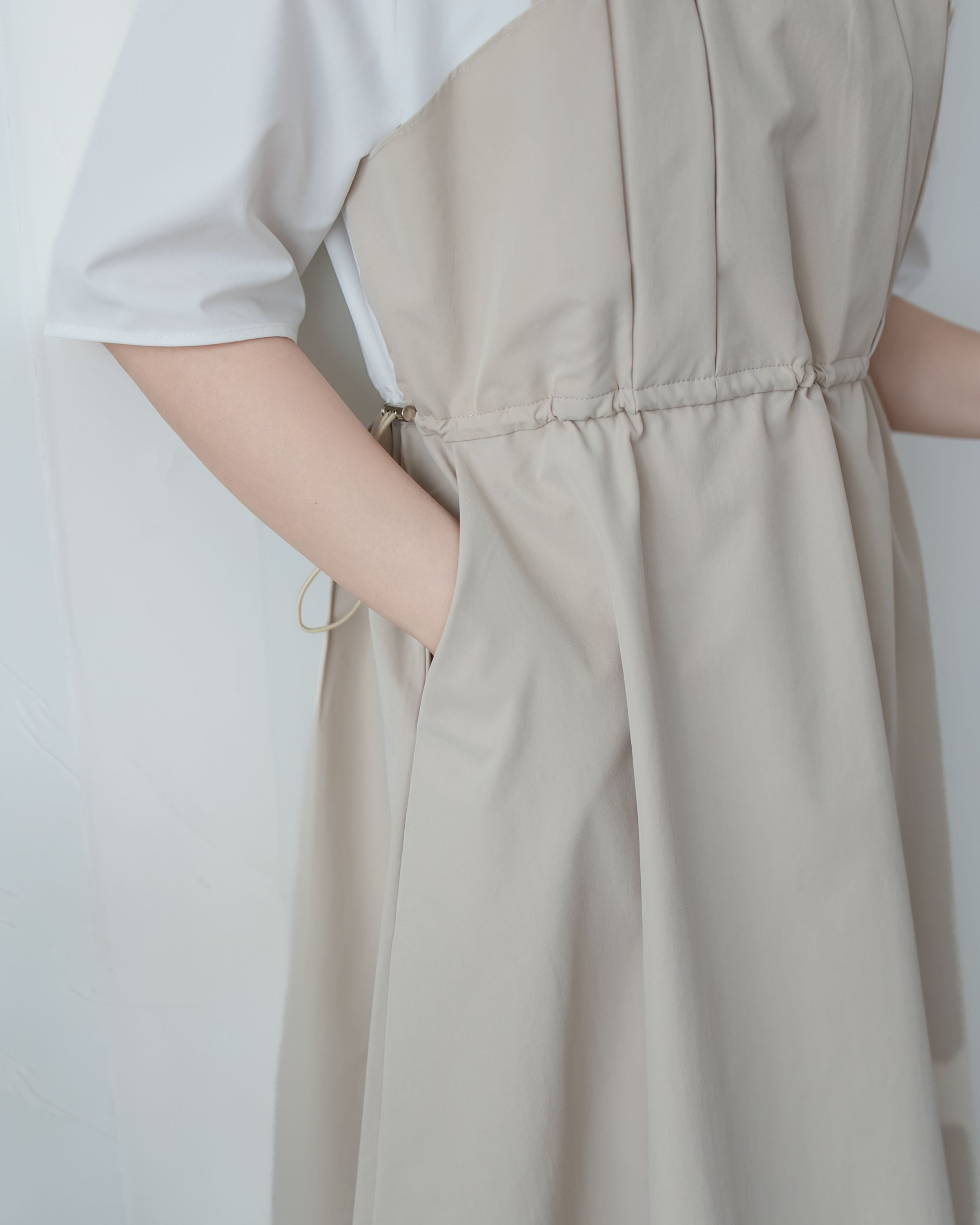 Spliced Beige Dress 拼接立體層次彈性修腰連身裙/ DS1097(pre-order)