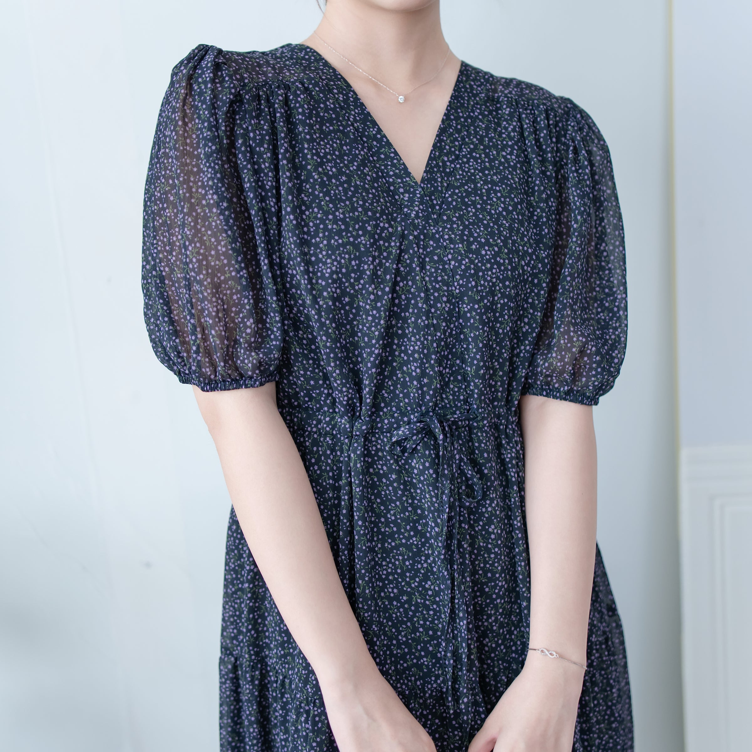 Glass Floral Dress 琉璃光感精緻小碎花連身裙/ DS1099