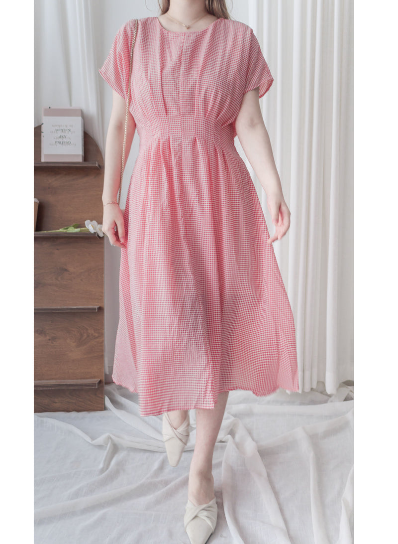 Daily Audrey Dress 輕優雅低調小格子後橡筋連身裙 / DS9951 (Black Sold out)