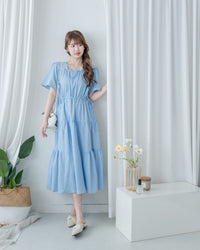 【現貨限量回歸 Black 】 Square Collar Back-Tie Dress 質感壓紋方領層次綁帶連身裙/ DS1112