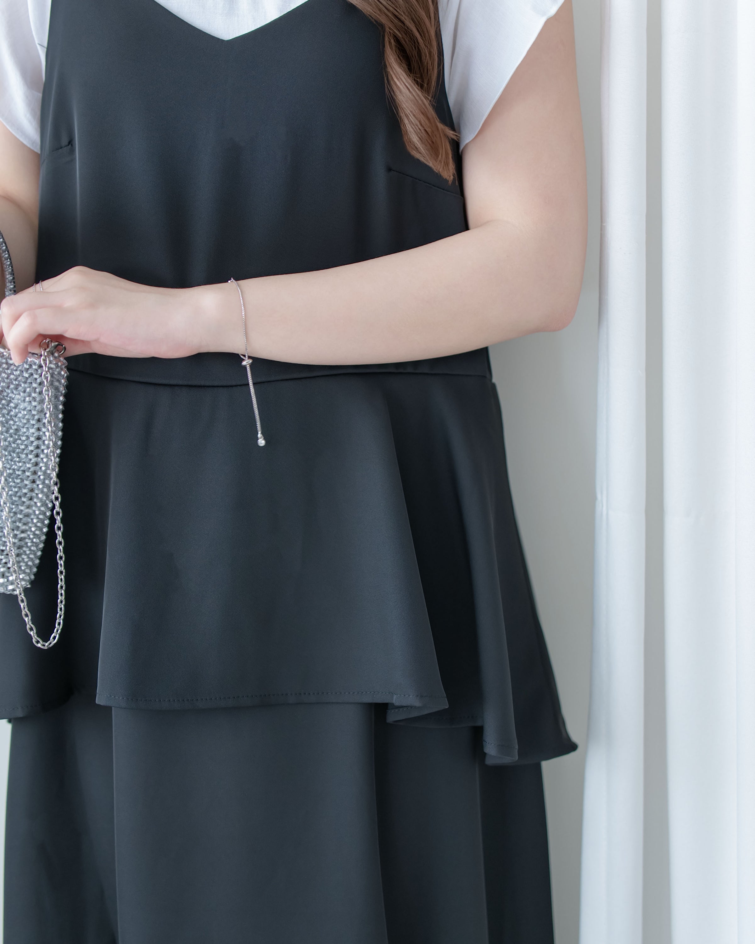 Chiffon Flowing Dress 飄逸雪紡層次綁帶連衣裙/ DS1113 (Black sold out)