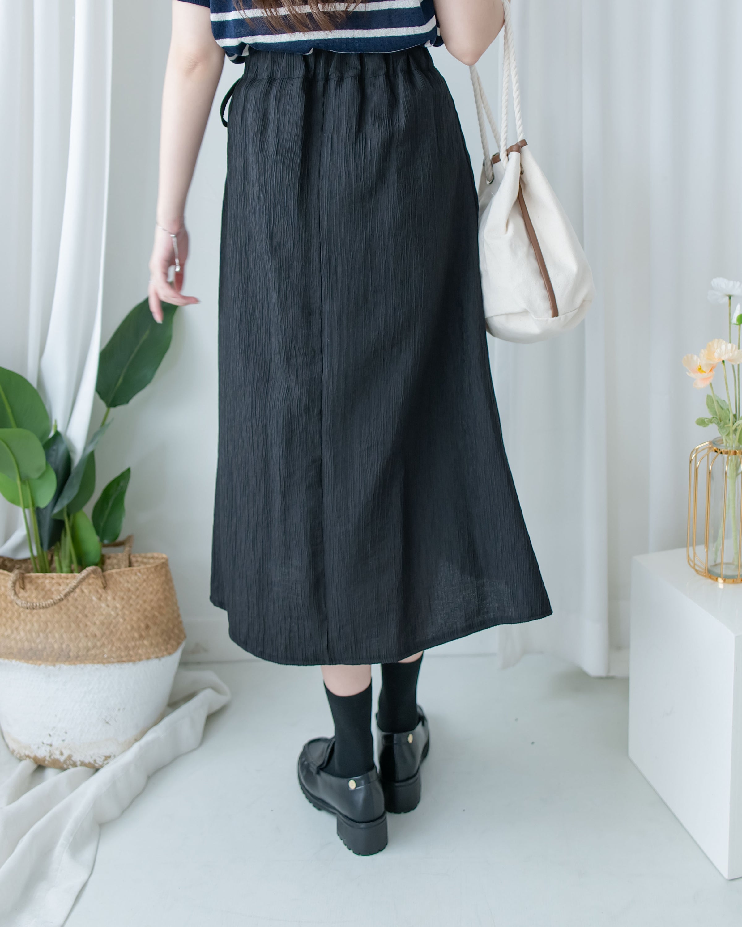 Ribbon Knot Pleated Skirt 側蝴蝶結顯瘦褶疊流線質感傘裙/ SK8939