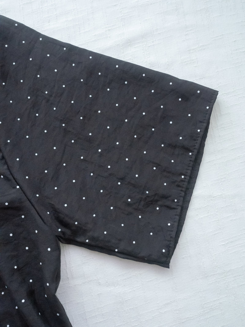 Polka Dot Blouse 黑色橡筋方領點點上衣/ BU9119
