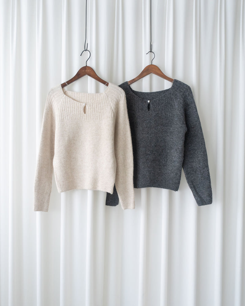 Pearl Top 珍珠領羅紋設計上衣/ KT8186