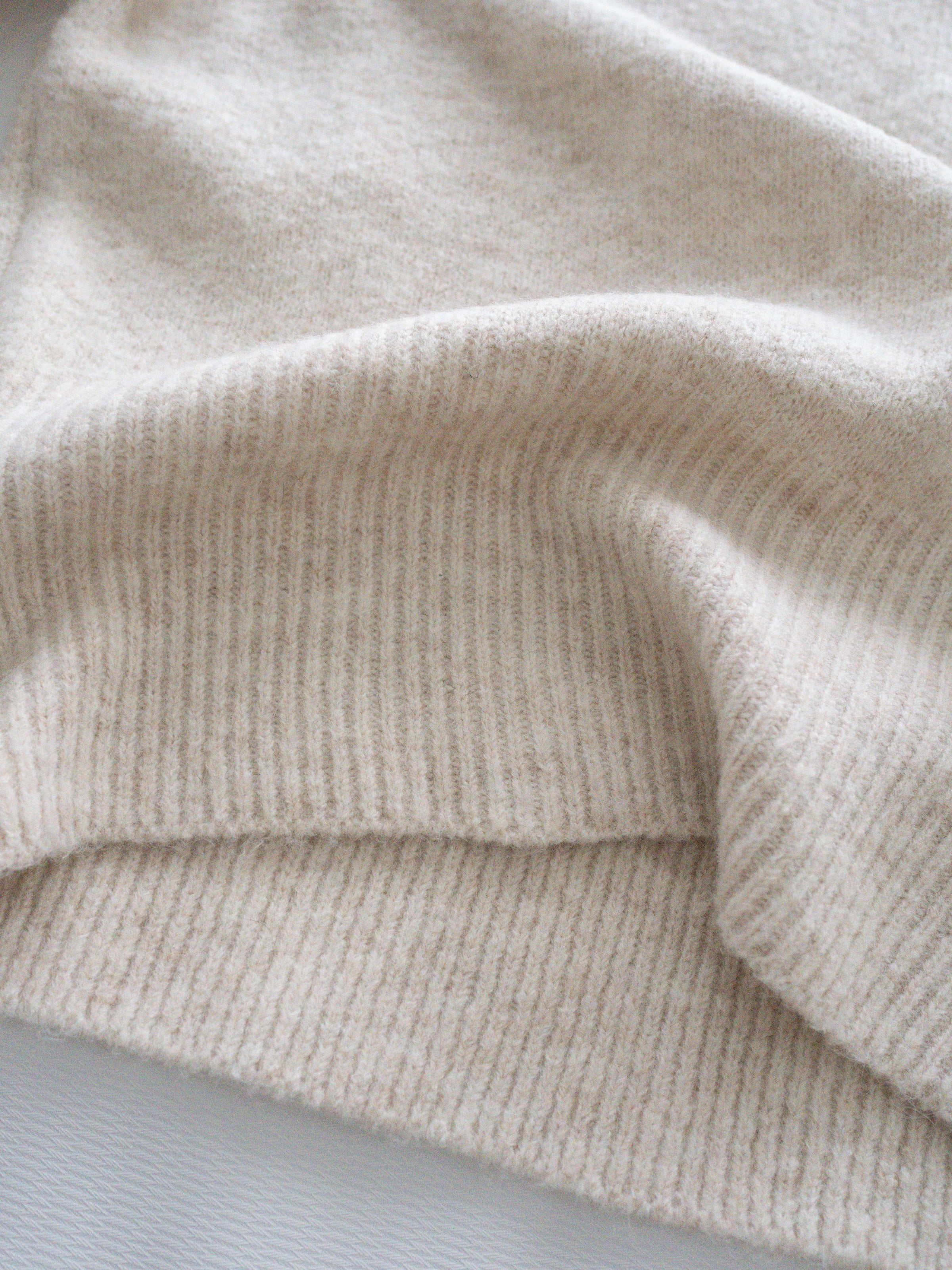 Pearl Top 珍珠領羅紋設計上衣/ KT8186