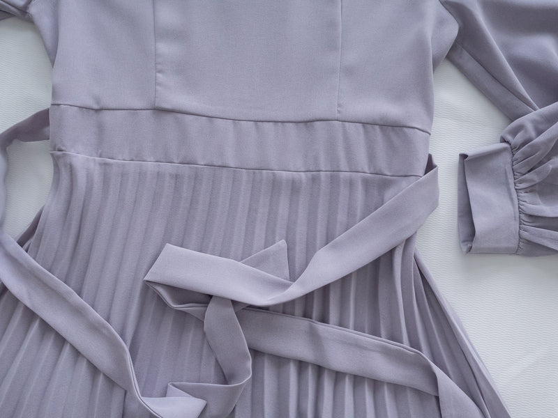 Lavender Pleated Dress 淡薰衣草搖曳波浪百褶連身裙 / DS1032