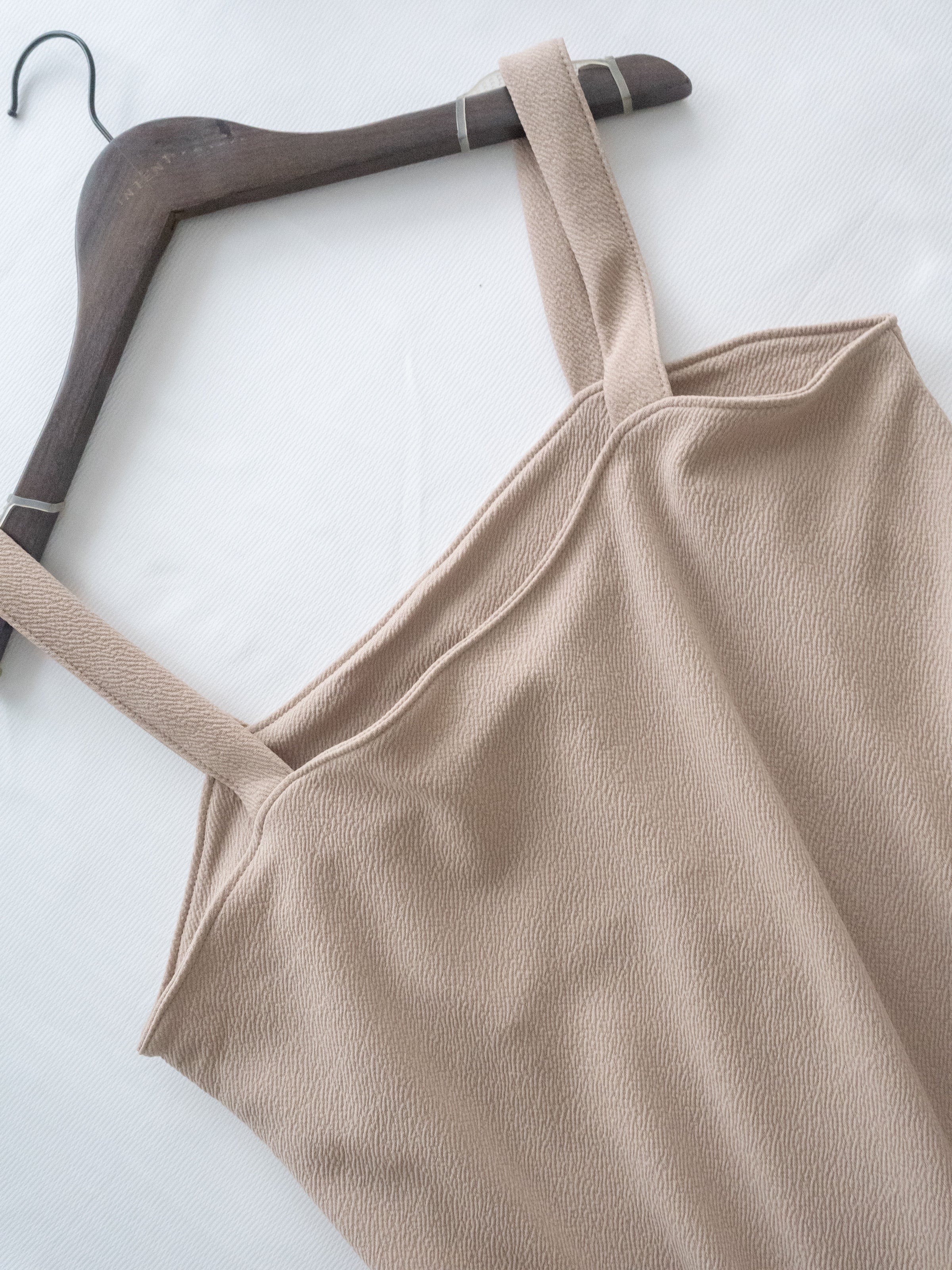 Square Neck Vest Dress 隨性輕優雅平領口吊帶裙/ DS1030