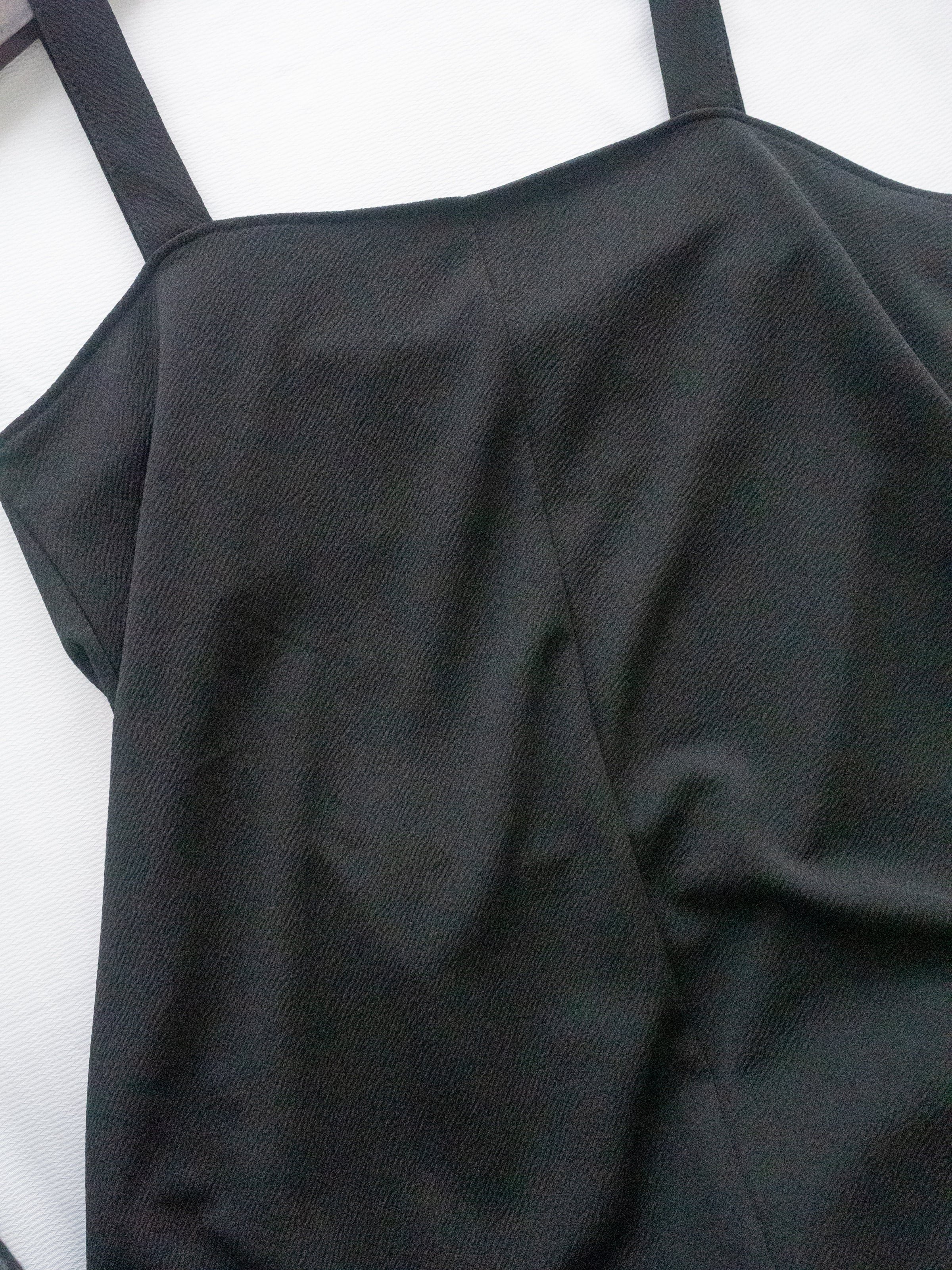 Square Neck Vest Dress 隨性輕優雅平領口吊帶裙/ DS1030