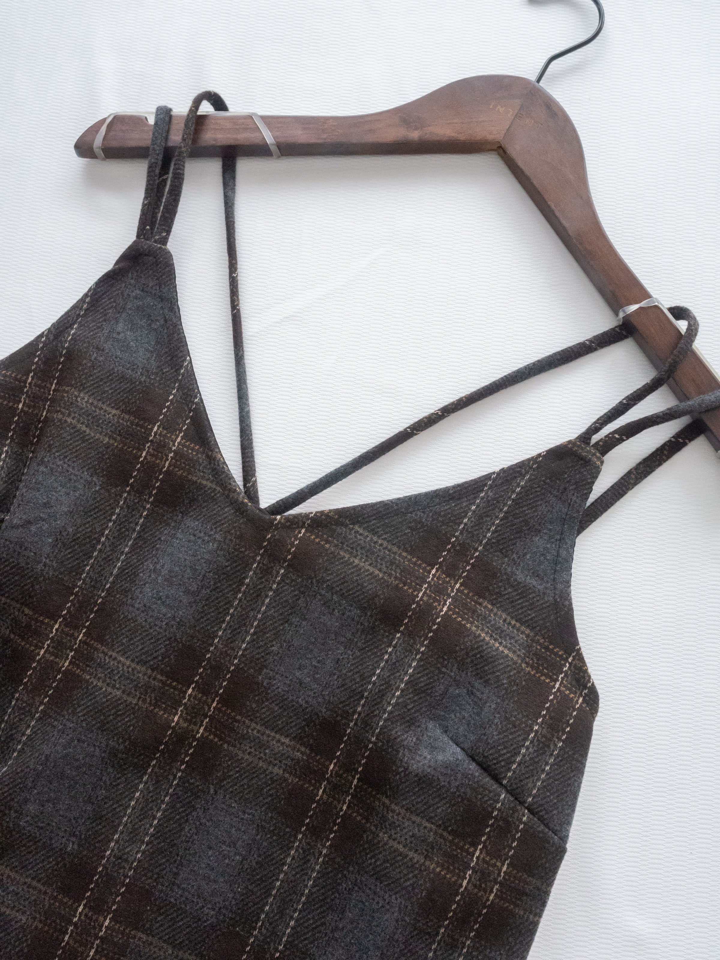 Check Set 後交叉帶吊帶格紋連身裙 （一Set兩件）/SE8096