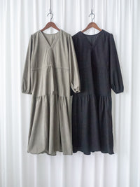 Sophie Dress 柔軟擋風燈芯絨V領連身裙/ DS1031