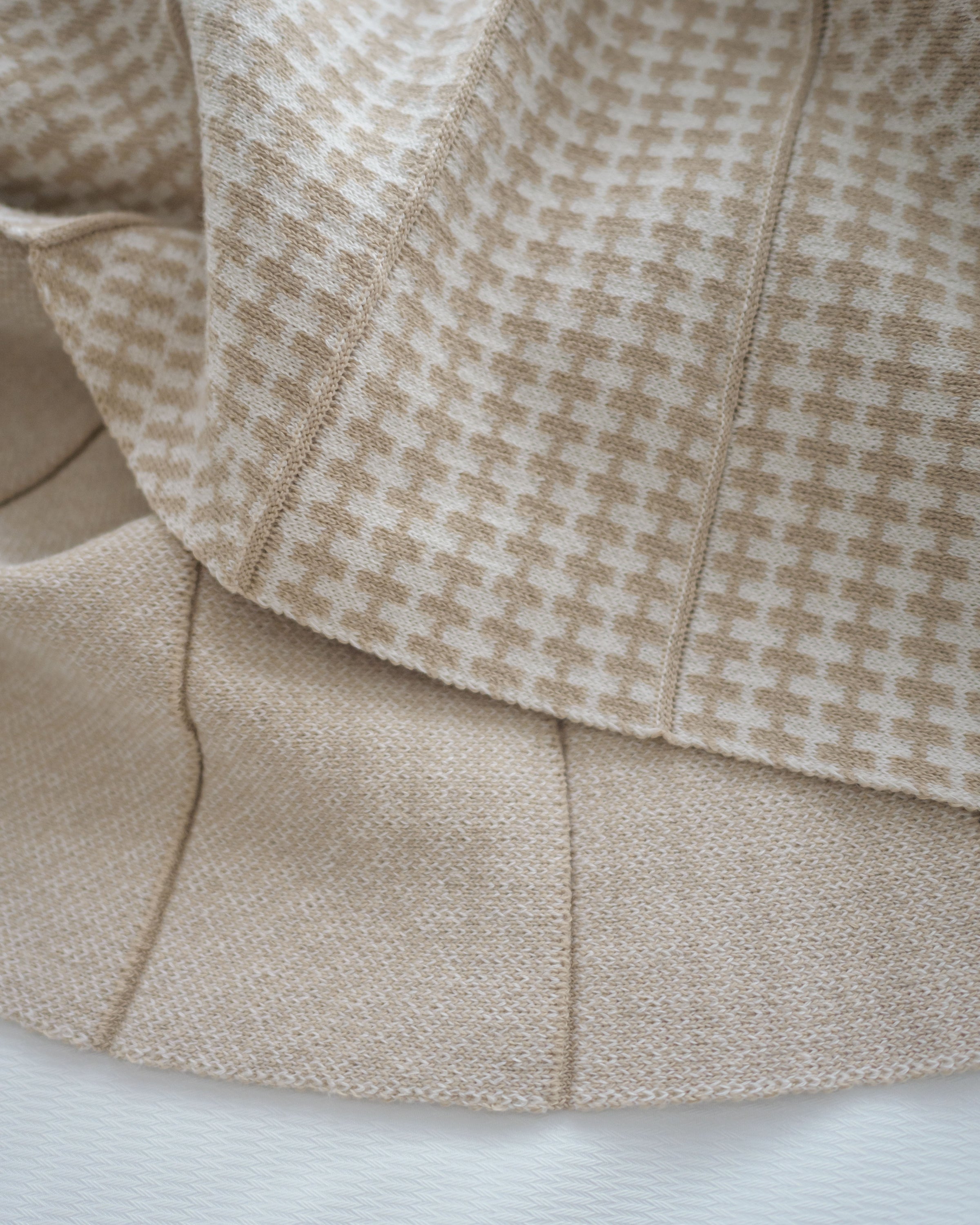 Pleated Pattern Knit Skirt 千鳥格設計感針織彈性百褶裙 / SK8920