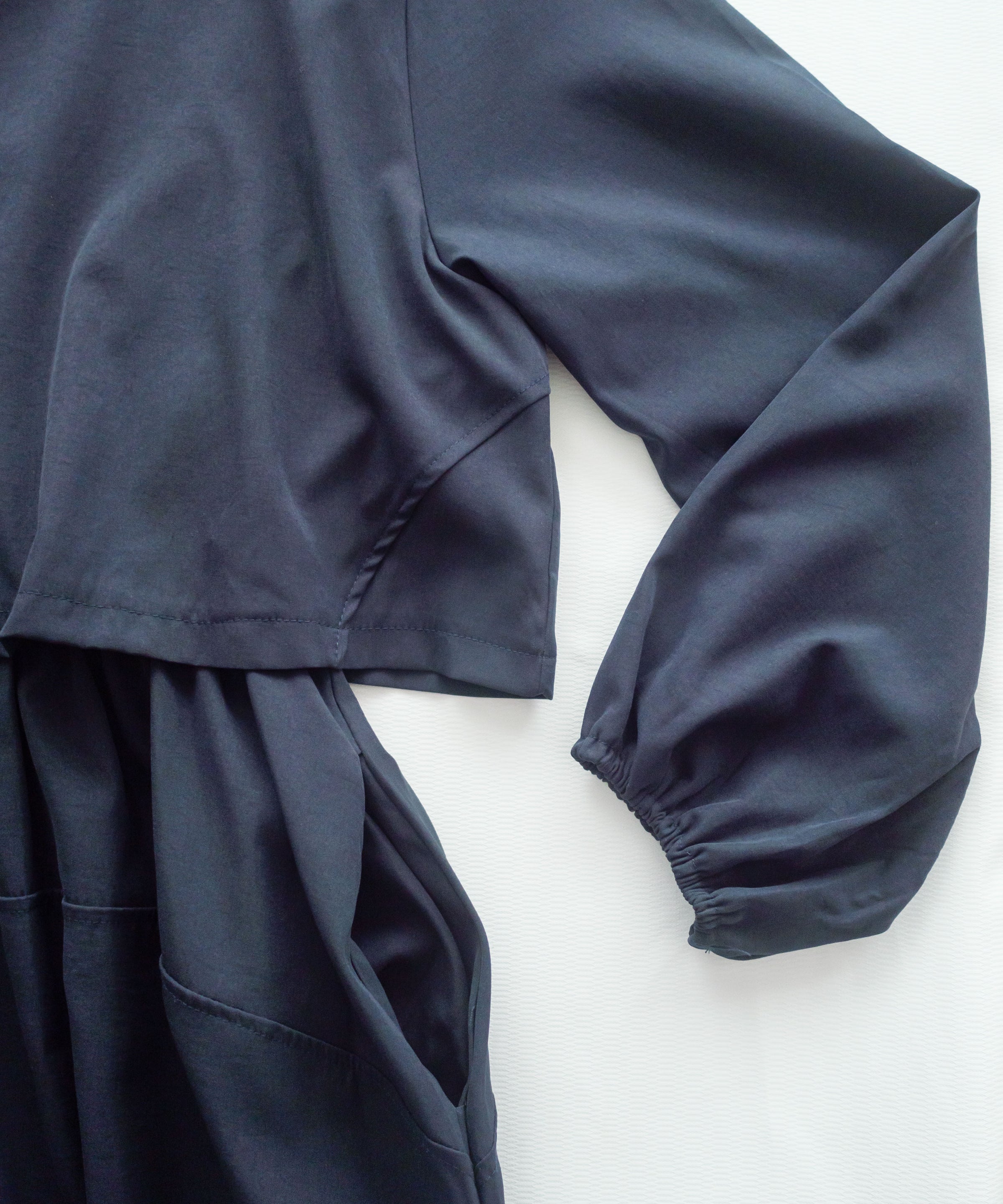 Navy Dress 輕紗圓領假兩件設計傘形連身裙/ DS1042