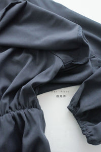 Navy Dress 輕紗圓領假兩件設計傘形連身裙/ DS1042