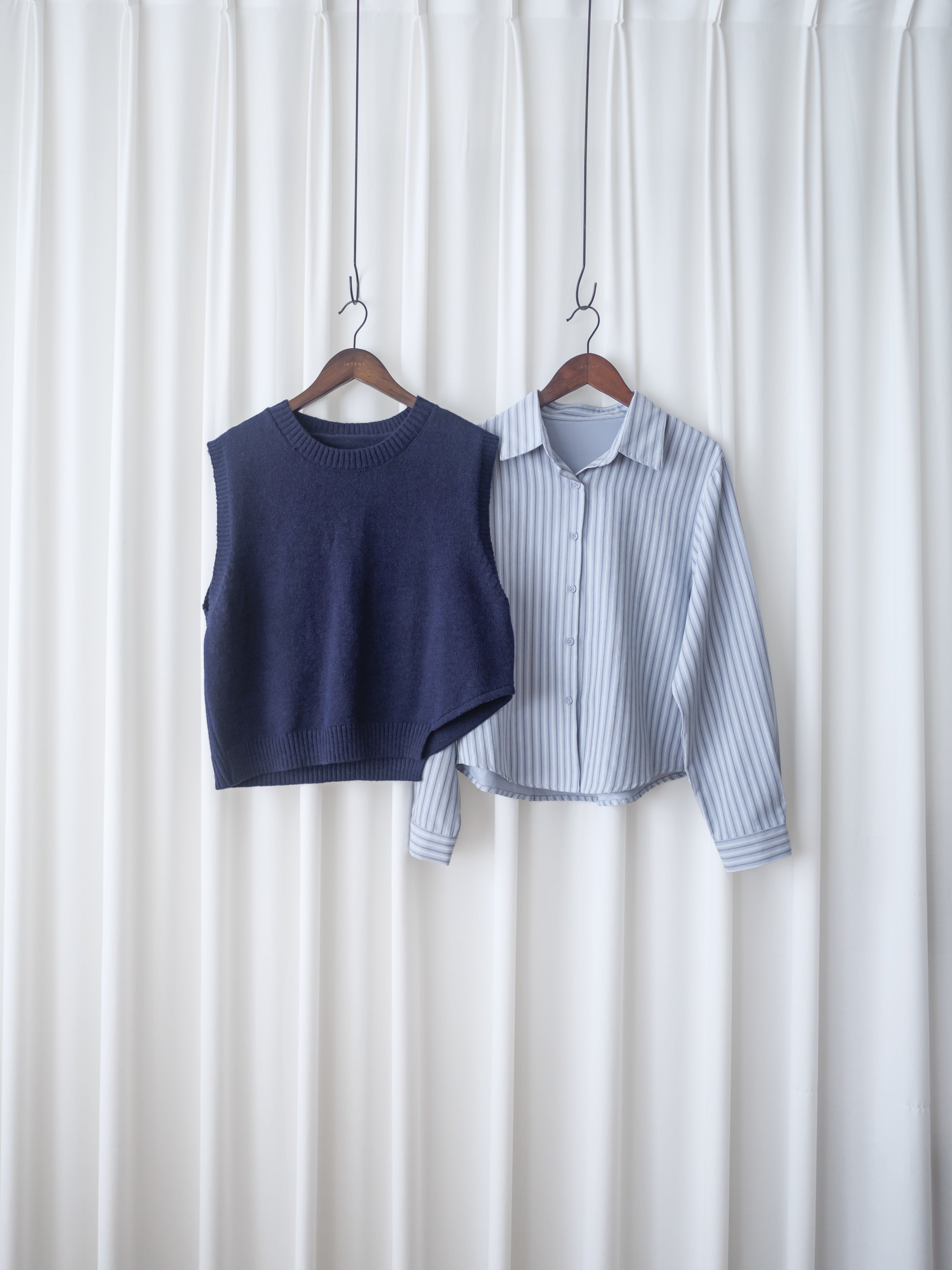 Stripe Shirt Set 不規則下擺針織背心條紋襯衫套裝/ SE9087