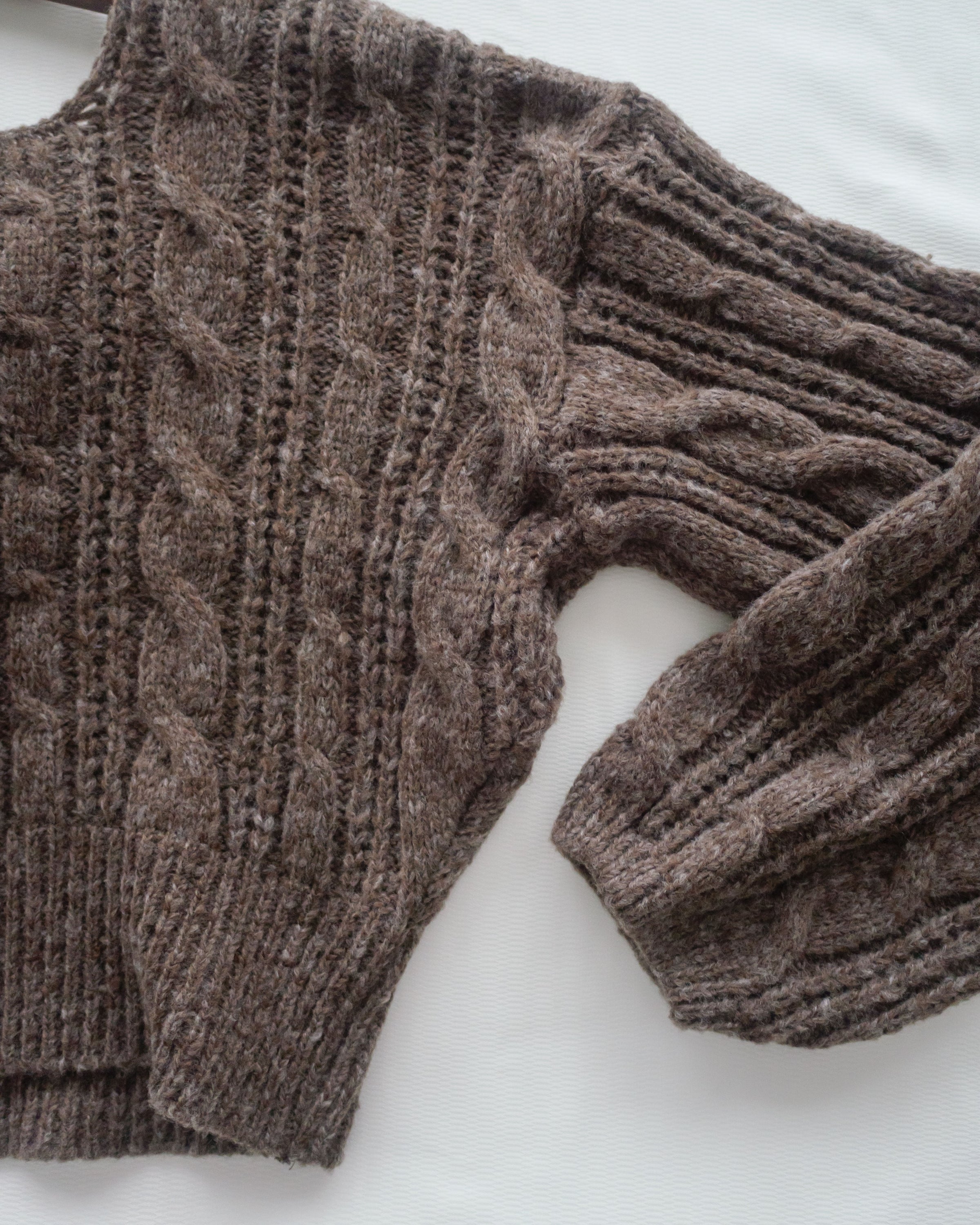 Ribbon Square Knit Top 前後兩穿蝴蝶裝飾針織上衣/ KT8191