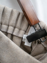 H-line Plain Skirt 簡潔線條絨面半裙/ SK8921