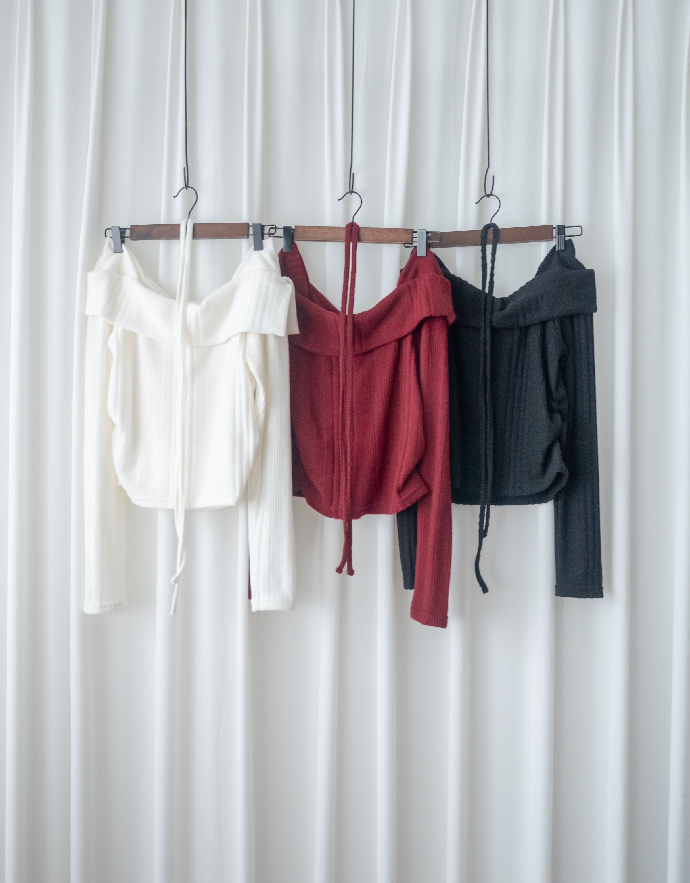 Off Collar Top 領口設計側車褶上衣/ TP9202