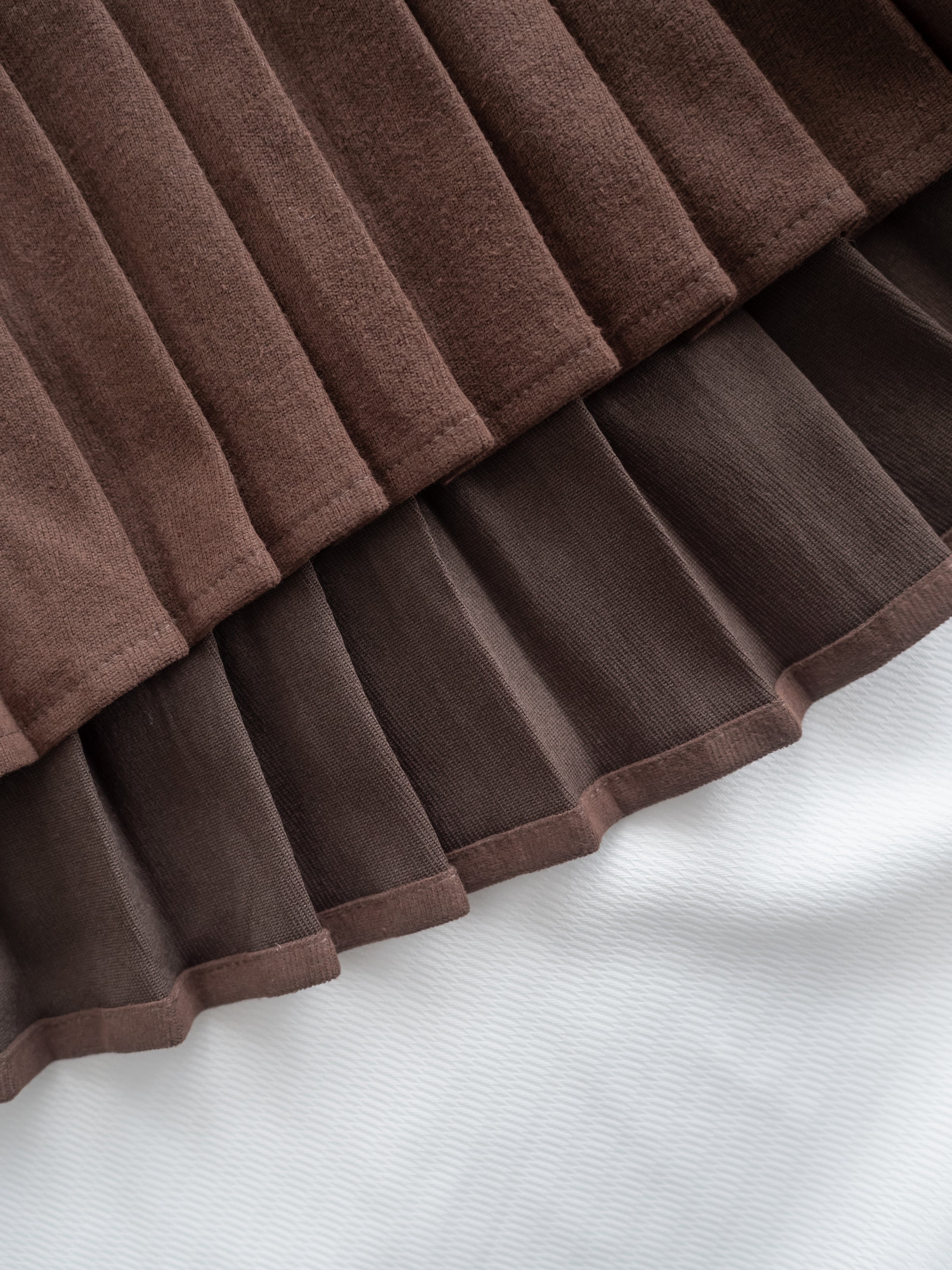 Brown Set 同色系針織背心百褶裙套裝（配送腰帶）/ DS1052