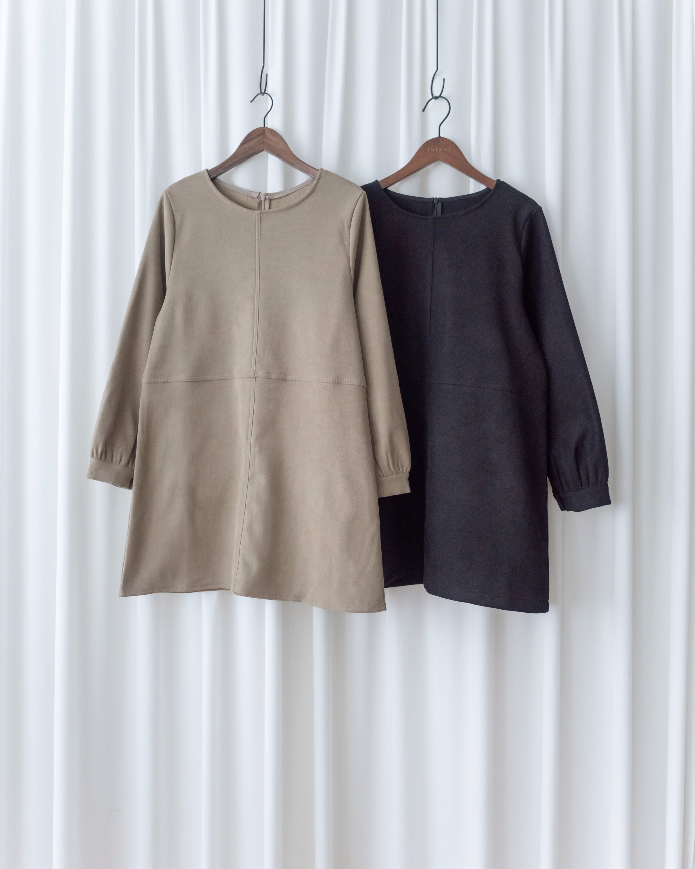 Charlotte Dress 內絨毛後置式雙口袋連身裙/ DS1056