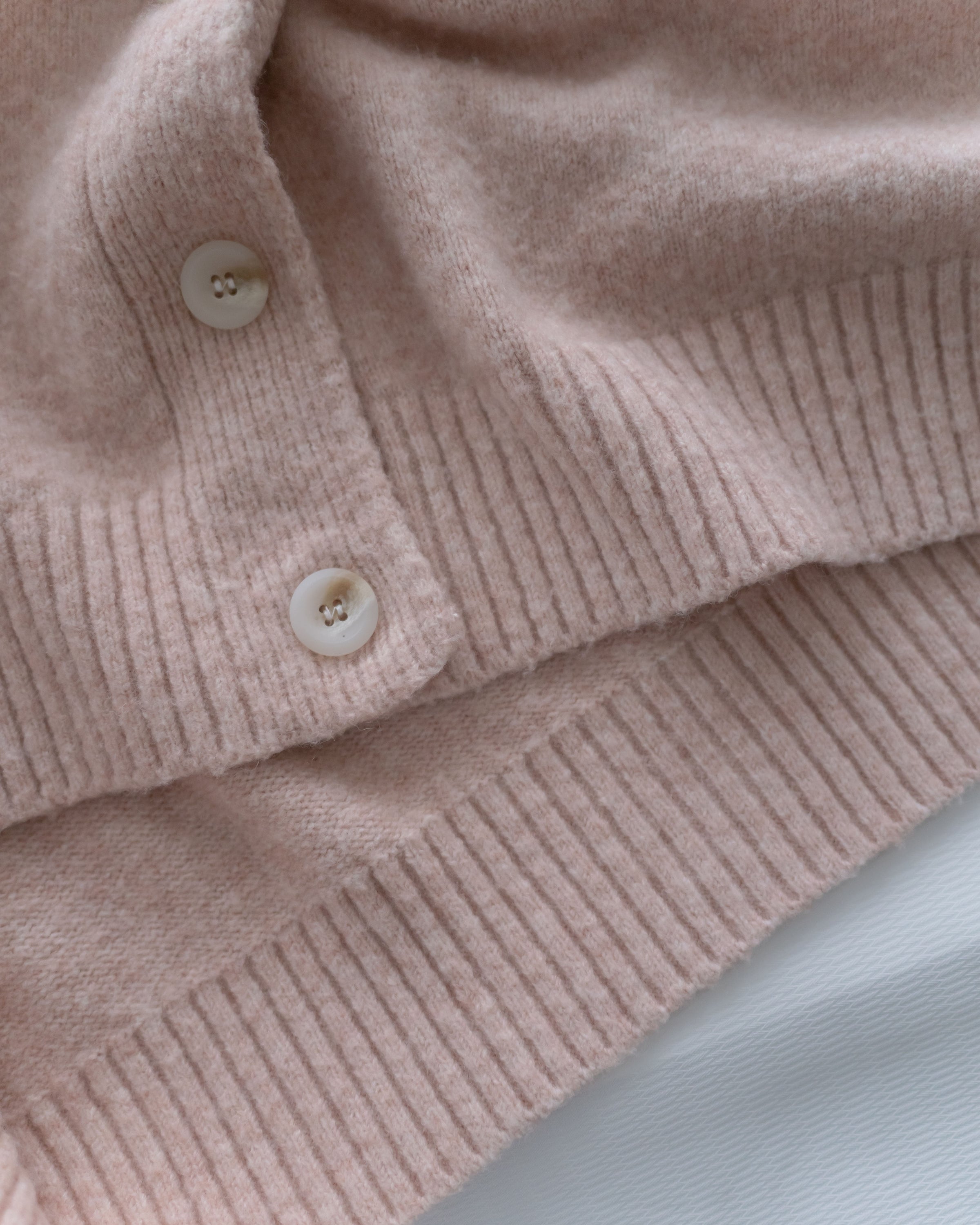 Cloud Knit Pastel Cardigan 柔霧毛感V領針織外套/ CD8155 (pre-order 1月25截單)