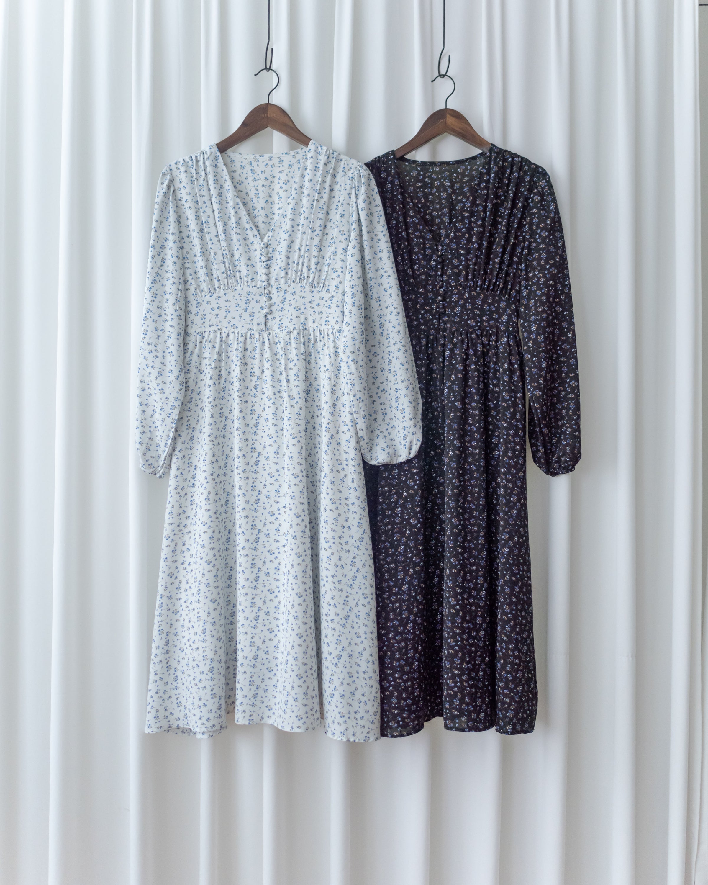 French Floral Button Dress 法式V領單色印花顯瘦腰封連身裙/ DS1060 (White Soldout)