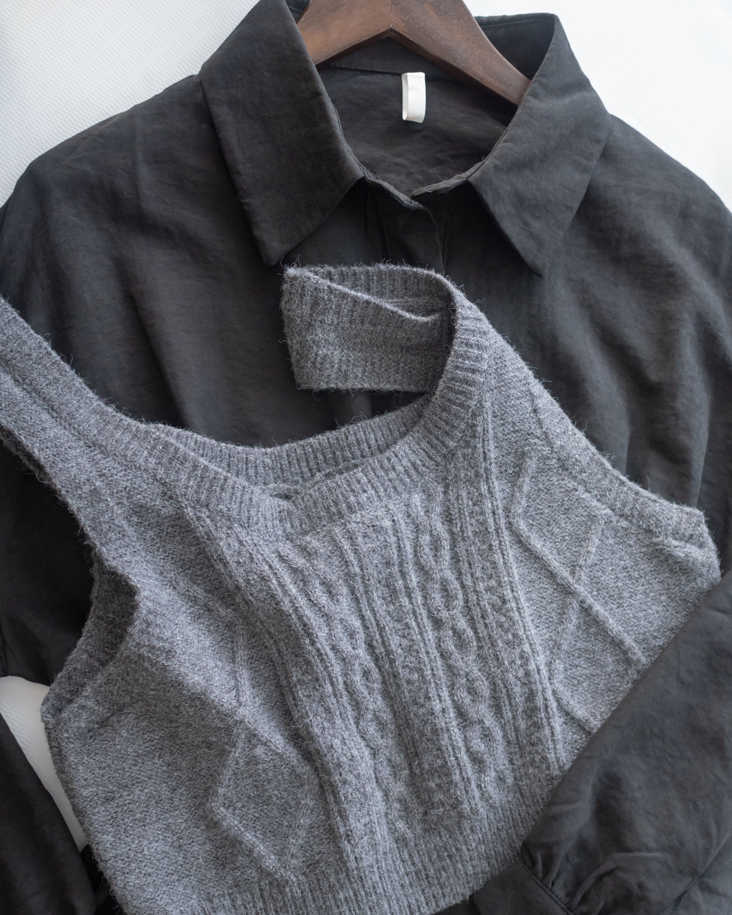 Cable Knit Vest Set 麻花針織背心收腰襯衫裙套裝 / SE8104